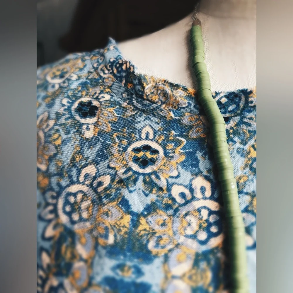 Free People Oversized XS Blue Floral Boxy Tank - NWOT - Raw Edge Detail - Picture 8 of 12